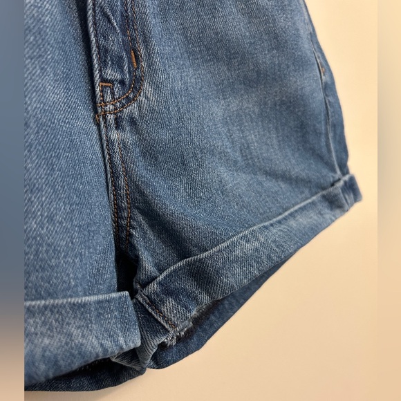 AMERICAN EAGLE Mom Shorts - Picture 2 of 8